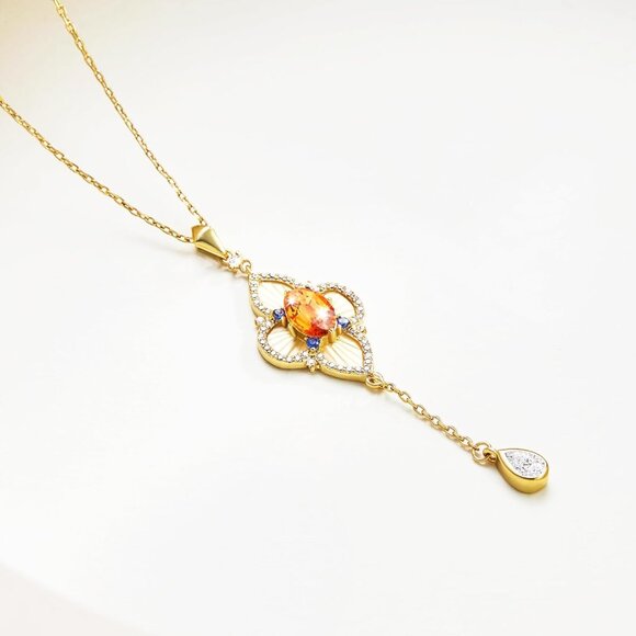 Dainty Gold Clover Pendant Necklace - Perfect Gift for Women on Any Occasion - Picture 2 of 7